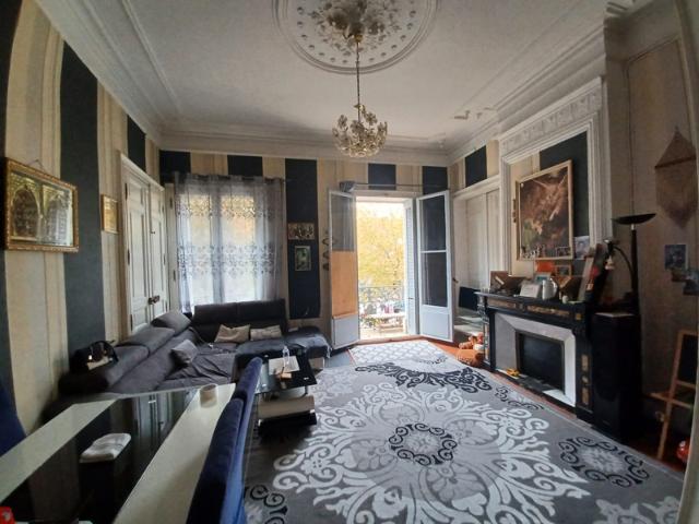 Appartement Haussmannien 133 m2 avec terrasse Centre vill