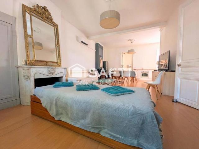 Appartement haussmannien 93m² volumes d'exception & cachet fou narbonne centre
