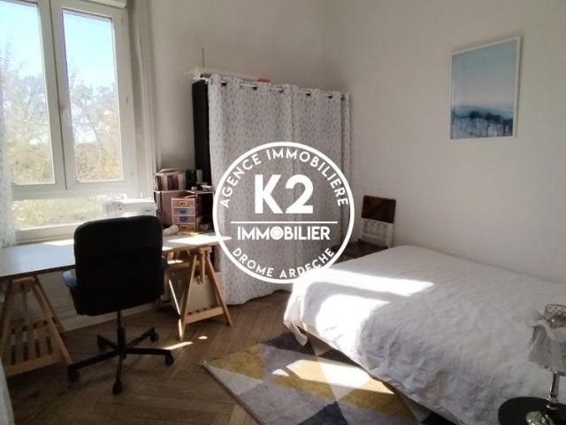 APPARTEMENT HAUSSMANNIEN T3 70M²