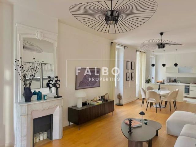 Appartement haussmannien type 4 rénové Périer 13008 Marseille