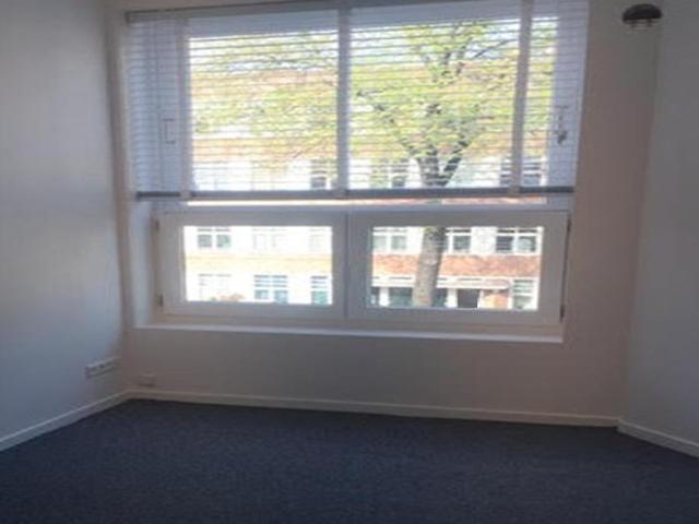 Appartement Hoofdweg in Amsterdam