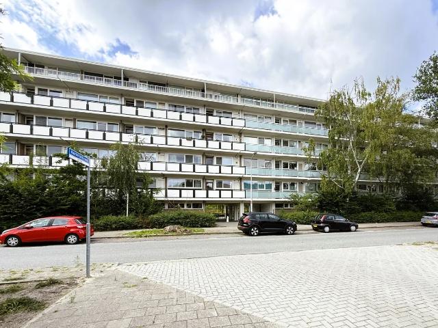 appartement in Amstelveen, Maarten Lutherweg