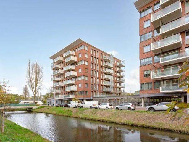 appartement in Amstelveen, Maimonideslaan