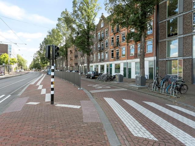 appartement in Amsterdam, Borneostraat