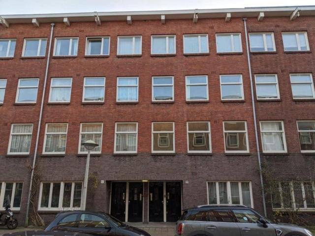 appartement in Amsterdam, Bartholomeus Diazstraat