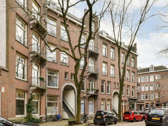 appartement in Amsterdam, Hondecoeterstraat