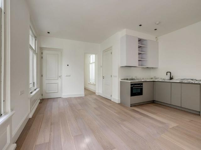 appartement in Amsterdam, Oudezijds Achterburgwal