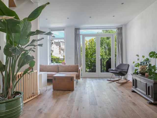 appartement in Amsterdam, Linnaeusstraat