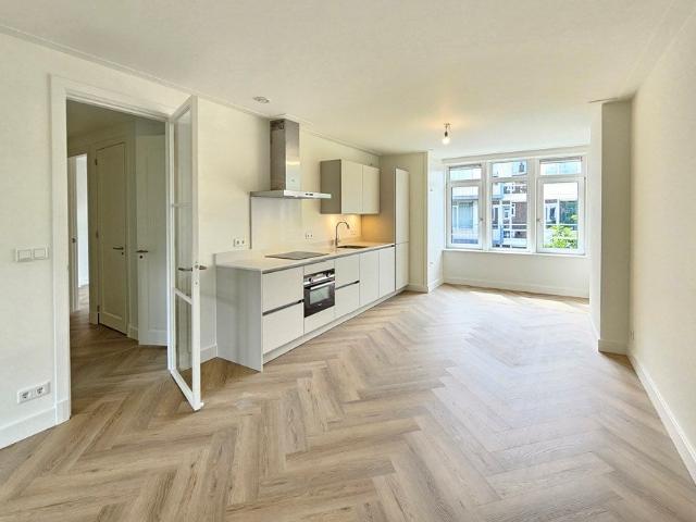 appartement in Amsterdam, Meerhuizenstraat