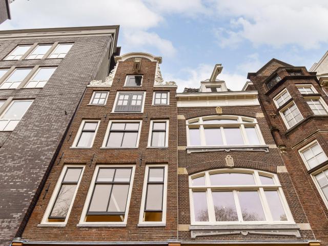 appartement in Amsterdam, Nieuwezijds Voorburgwal