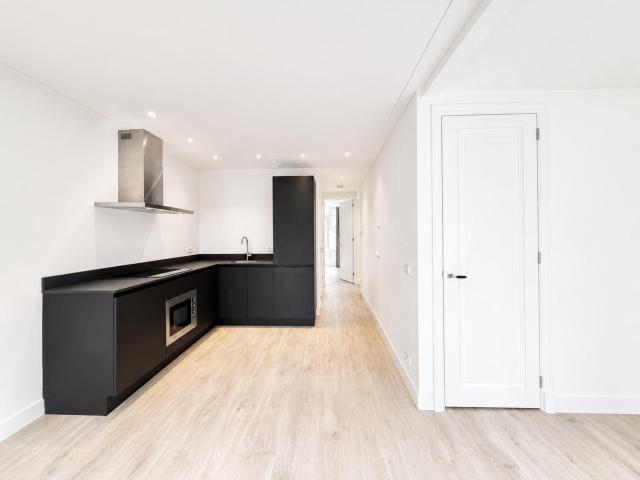 appartement in Amsterdam, Sint Willibrordusstraat