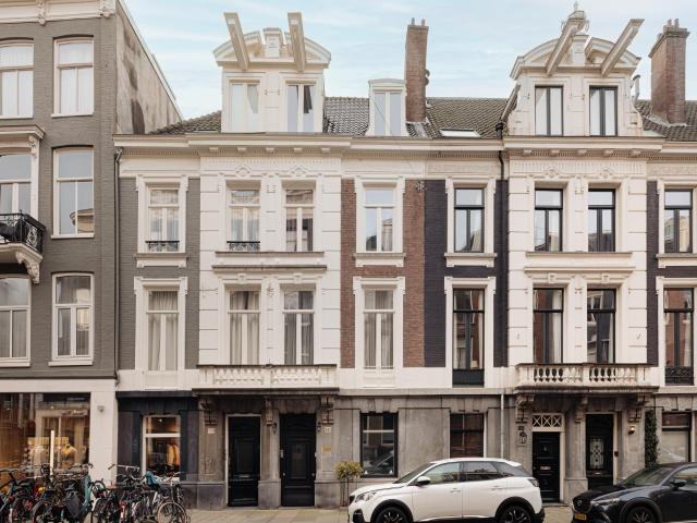 appartement in Amsterdam, Pieter Cornelisz. Hooftstraat