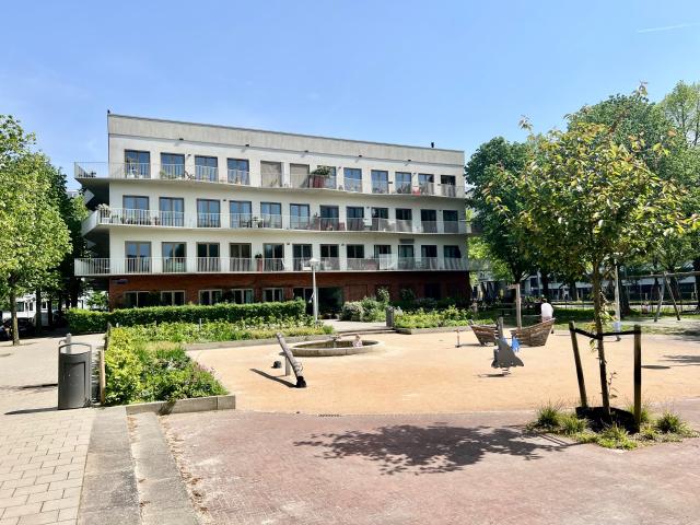 appartement in Amsterdam, President Kennedyplantsoen
