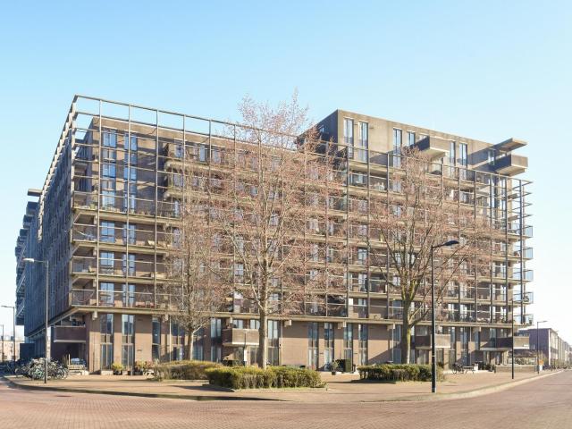 appartement in Amsterdam, R.J.H. Fortuynplein