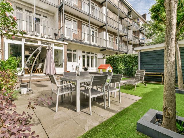 appartement in Amsterdam, Rooseveltlaan