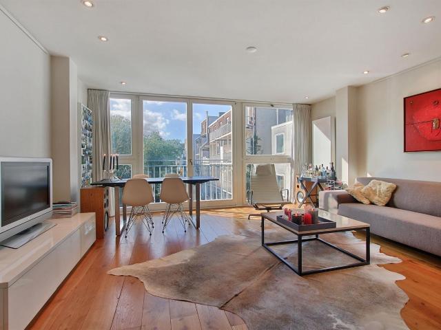 appartement in Amsterdam, Tweede Van der Helststraat