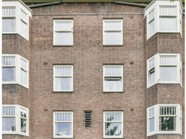 appartement in Amsterdam, Van Tuyll van Serooskerkenweg