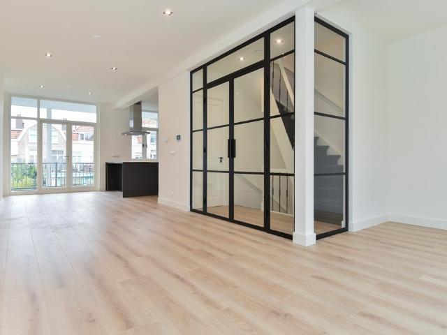 appartement in Den Haag, Van Diemenstraat