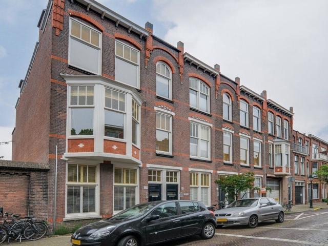 appartement in Den Haag, Van Loostraat