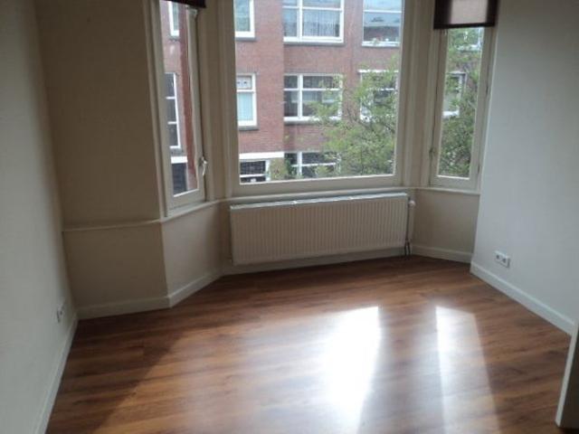 appartement in Den Haag, Van Lansbergestraat
