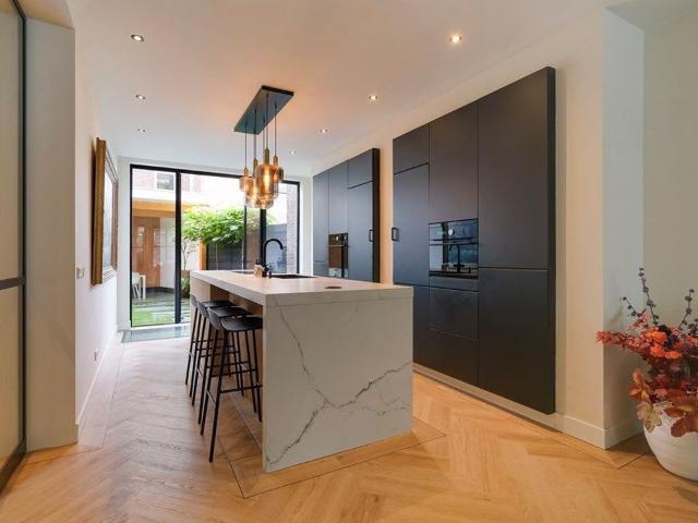 appartement in Den Haag, Valkenboskade