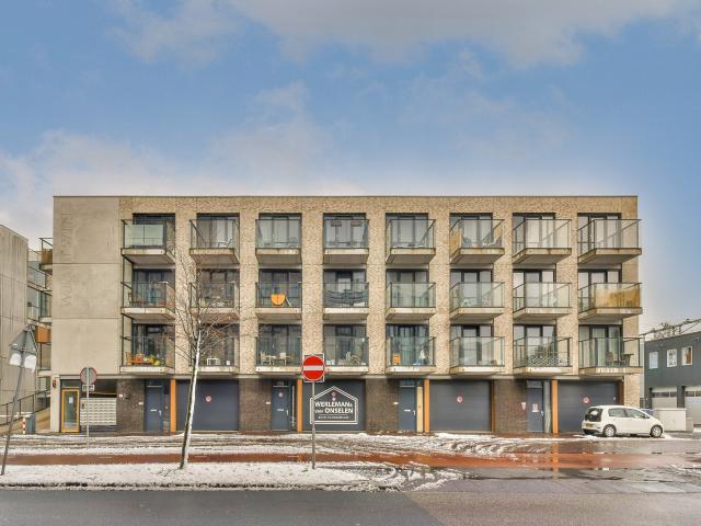 appartement in Den Haag, Waldorpstraat