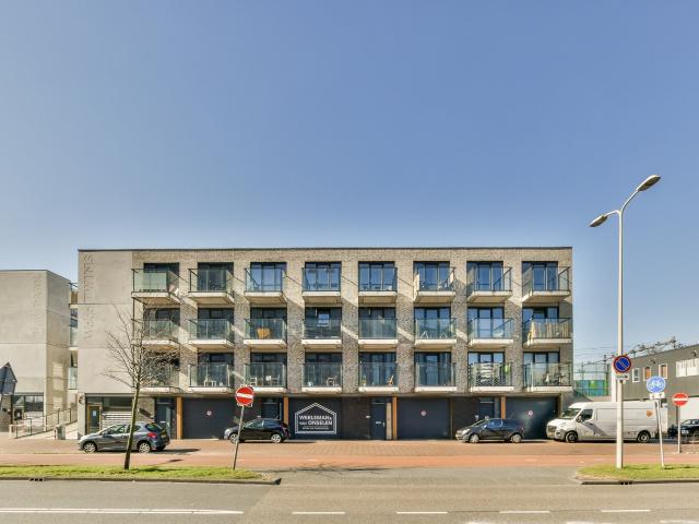 appartement in Den Haag, Waldorpstraat