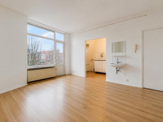 appartement in Den Haag, Beeklaan