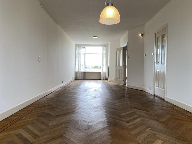 appartement in Den Haag, Dierenselaan