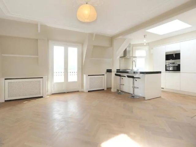 appartement in Den Haag, Dirk Hoogenraadstraat