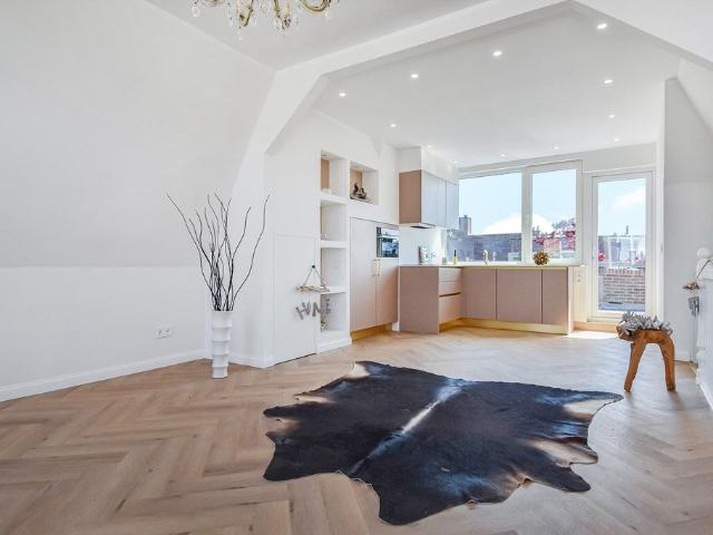 appartement in Den Haag, Mariottestraat