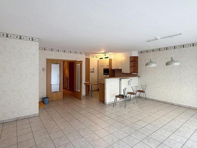 Appartement in Hartje Halle Met 2 slaapkamers en 2 terrassen!
