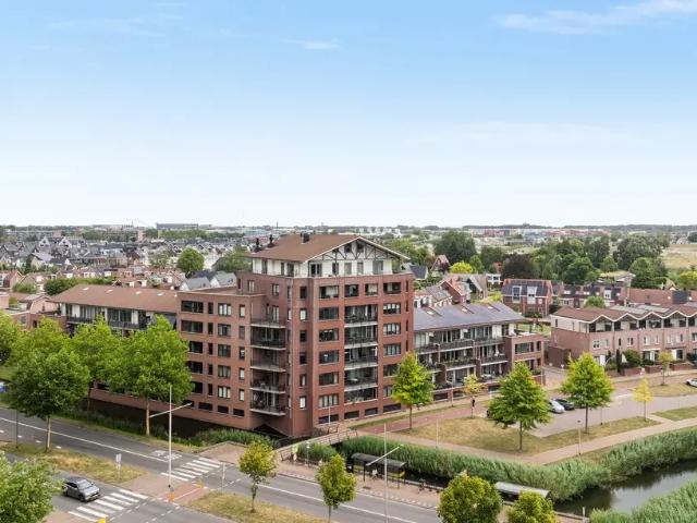 appartement in Hendrik Ido Ambacht, Zalm