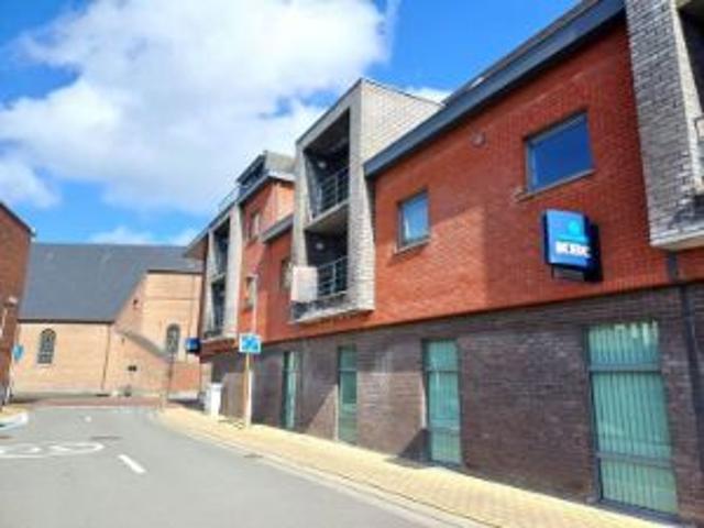 Appartement in het centrum van Brakel met terras en garage