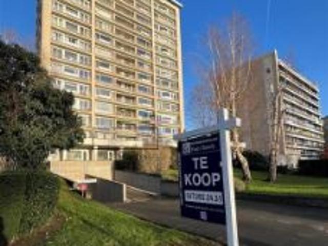 Appartement in het midden van verdieping 1 met een zonnig te
