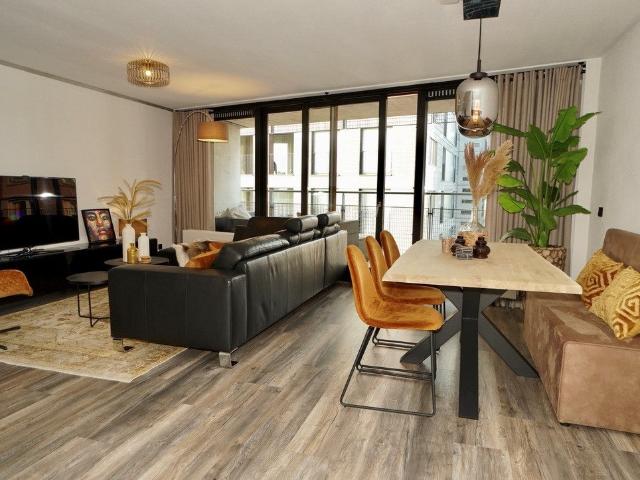 appartement in Rotterdam, Laan op Zuid