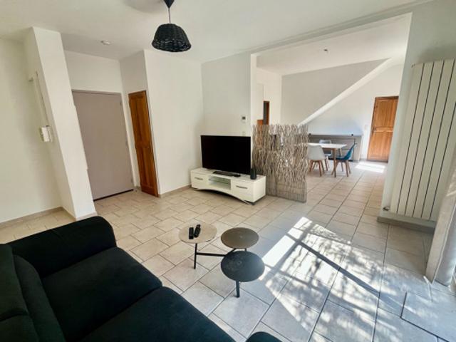 Appartement L Isle Sur La Sorgue 2 pièce s 60 m2