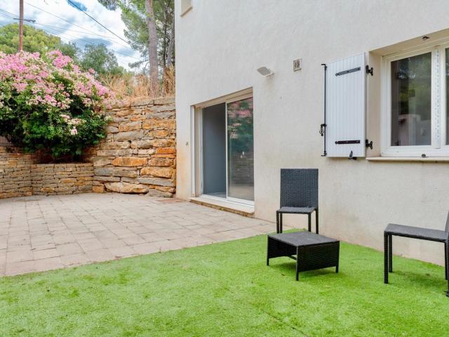 Appartement La Ciotat 2 pièce s 31.46 m2 terrasse 60 m² Fon. 31m² La Ciotat