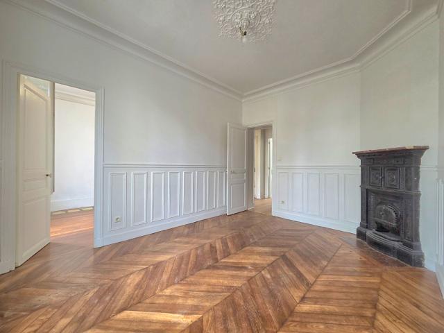 Appartement La Garenne Colombes 3 pièce s 48.80 m2