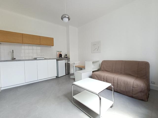 Appartement La Riche 1 pièce s 18.05 m2