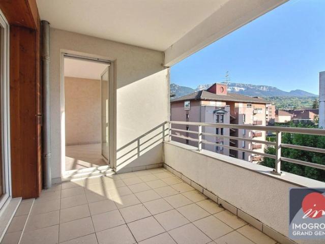 Appartement La Roche Sur Foron 3 pièce s 62.39 m2