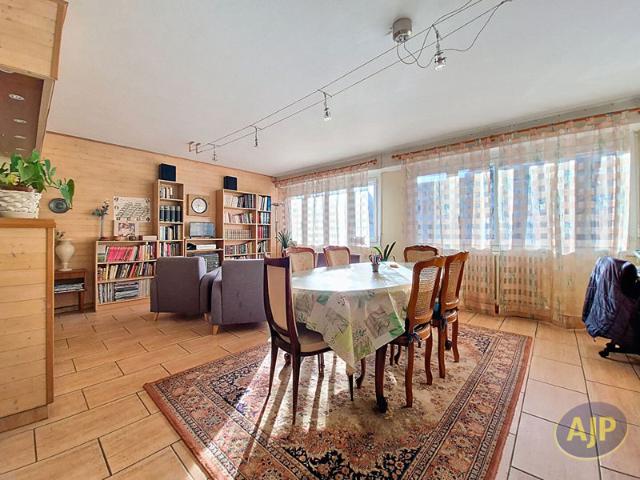 Appartement La Roche Sur Yon 3 pièce s 75 m2