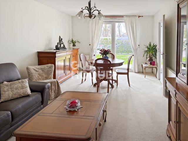 Appartement Lacroix St Ouen 3 pièce s 72 m2