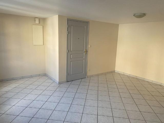 Appartement Laroquebrou 3 pieces centre