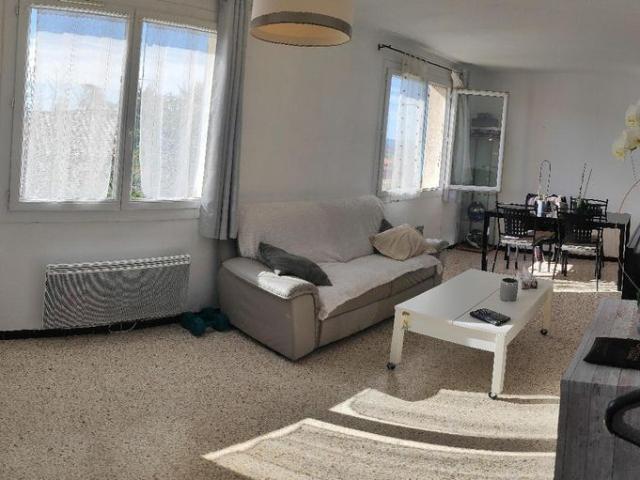 Appartement Lascours 3 pi�ce s 59.67 m2