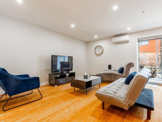 Appartement, Laval Laval des Rapides