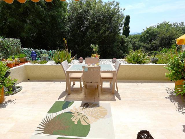 Appartement Le Cannet mairie 2 pièce s 54.44 m² avec piscin. 55m² Le Cannet