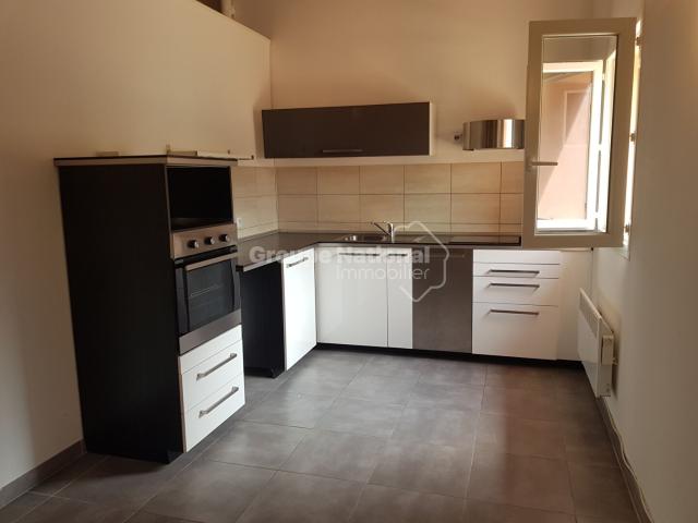 Appartement Le Luc En Provence 4 pièce s 95.47 m2 avec emplacement de parking fermé