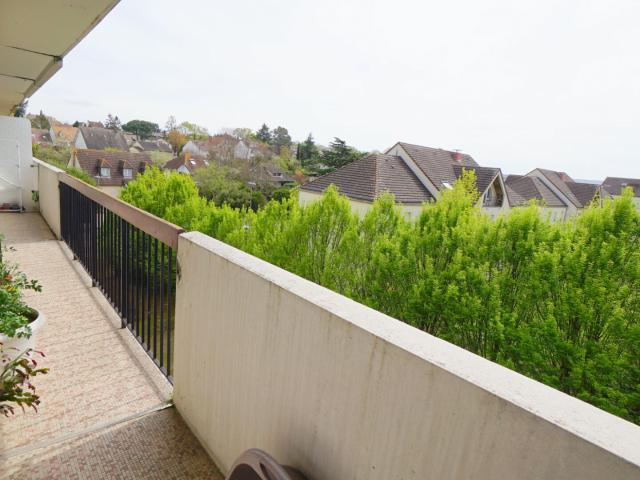 Appartement Les Mureaux 4 pièces avec balcon