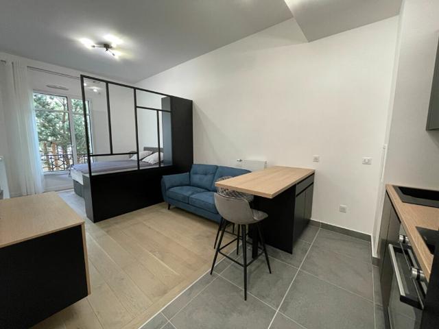 Appartement Levallois Perret 1 pièce s 30.81 m2